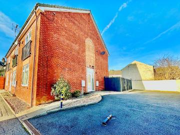3 bedroom house to rent