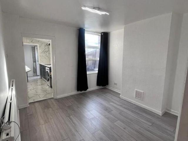 3 bedroom house to rent