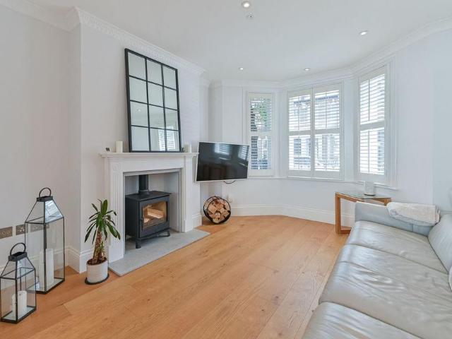 3 bedroom house to rent