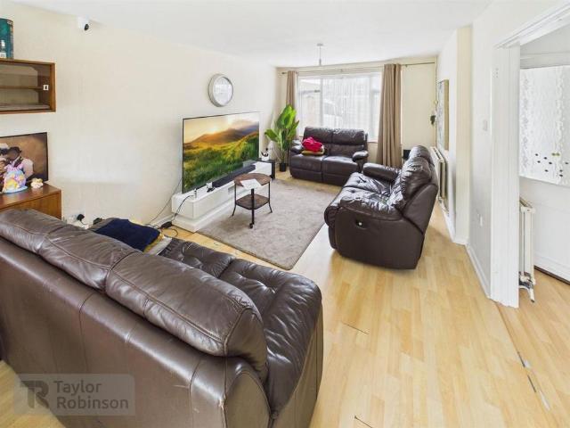 3 bedroom house to rent