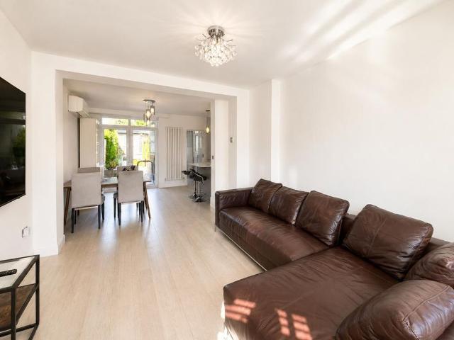 3 bedroom house to rent