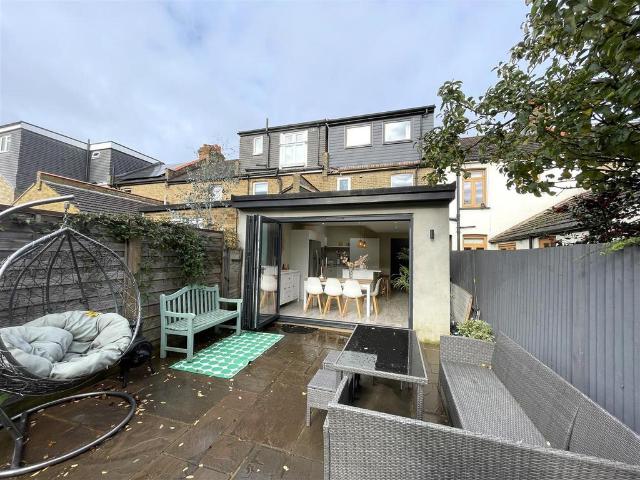 3 bedroom house to rent