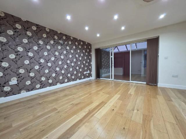 3 bedroom house to rent