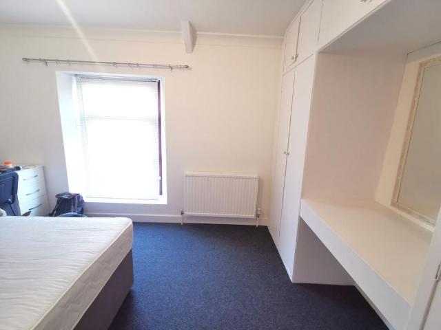 3 bedroom house to rent