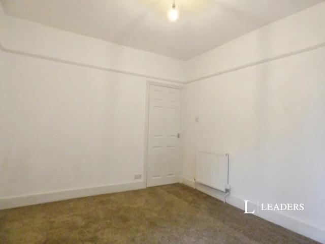 3 bedroom house to rent Thorn Road, Worthing, BN11