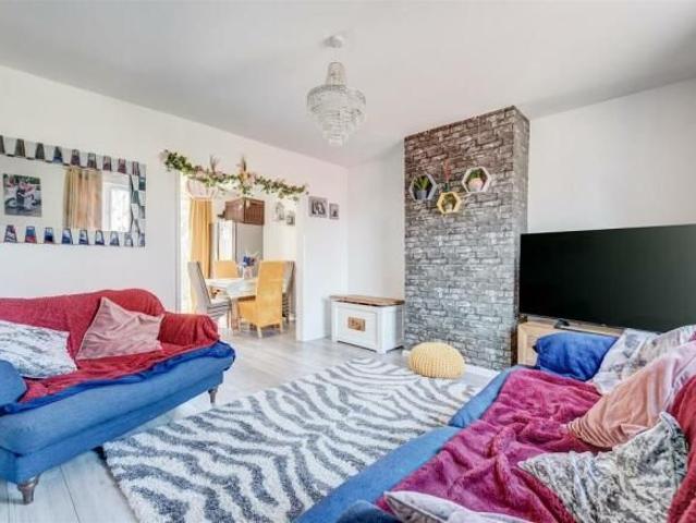 3 bedroom house to rent Varney Road, Wath upon Dearne, Rotherham, South Yorkshire, S63