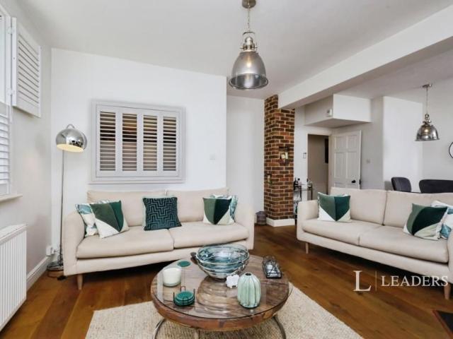 3 bedroom house to rent Victoria Drive, Eastbourne, East Sussex, BN20