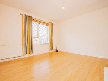 3 bedroom house to rent Welbeck Road, Rochdale, OL16