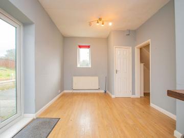 3 bedroom house to rent Welbeck Road, Rochdale, OL16