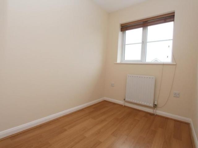 3 bedroom house to rent Balmoral Road, Oakham, LE15