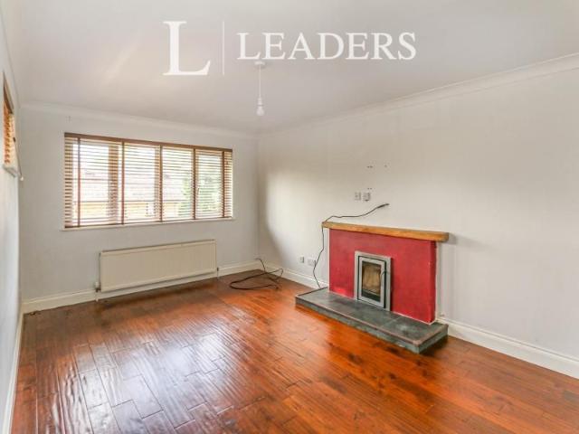 3 bedroom house to rent Bowland Rise, New Milton, BH25