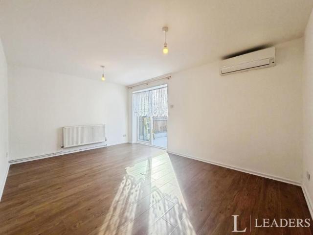 3 bedroom house to rent Calamint Road, Witham, Essex, CM8