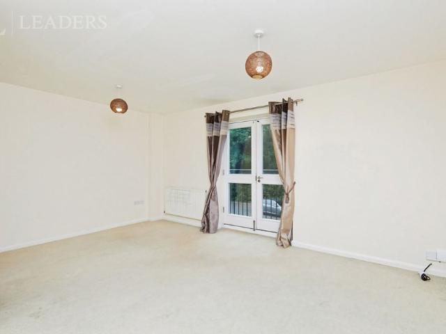 3 bedroom house to rent Clovelly Court, Longford Street, Derby, DE22