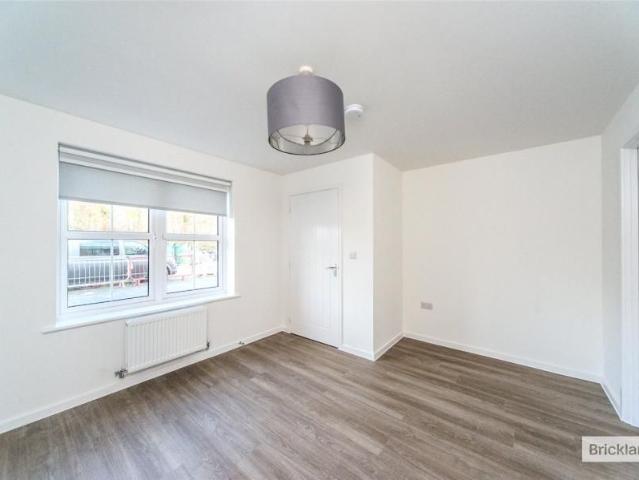 3 bedroom house to rent Funnell Drive, Stone Cross, Pevensey, East Sussex, BN24
