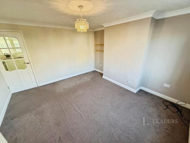 3 bedroom house to rent Grange Road, Royston, Barnsley, S71