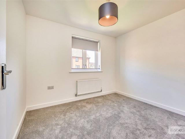3 bedroom house to rent Handscomb Way, Bishop's Stortford, Essex, CM23