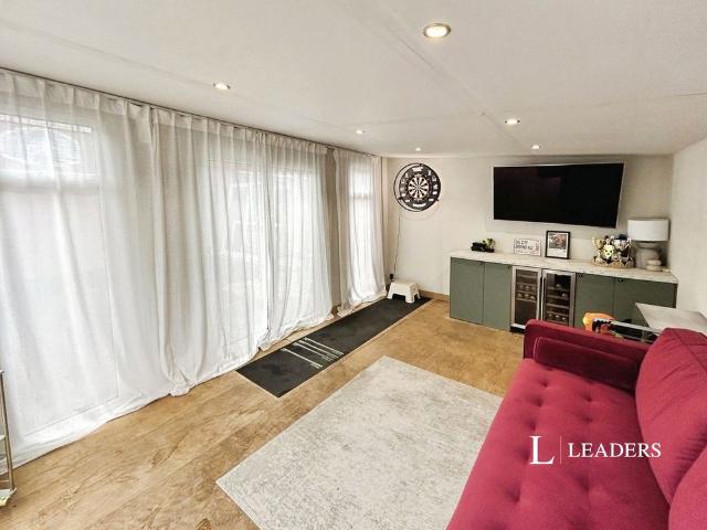 3 bedroom house to rent Huntingdon Walk, Sandiacre, Nottingham, Derbyshire, NG10