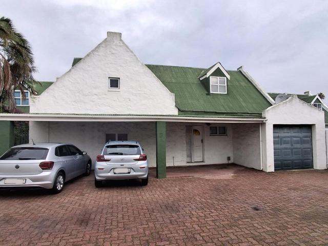 3 Bedroom house to rent in Table View, Blouberg