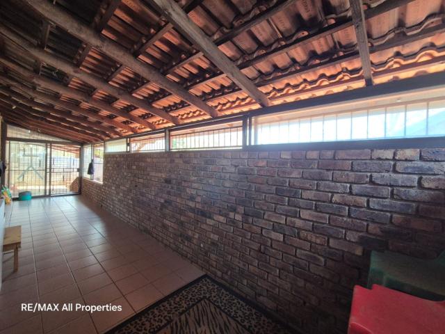 3 Bedroom House To Rent in Thabazimbi