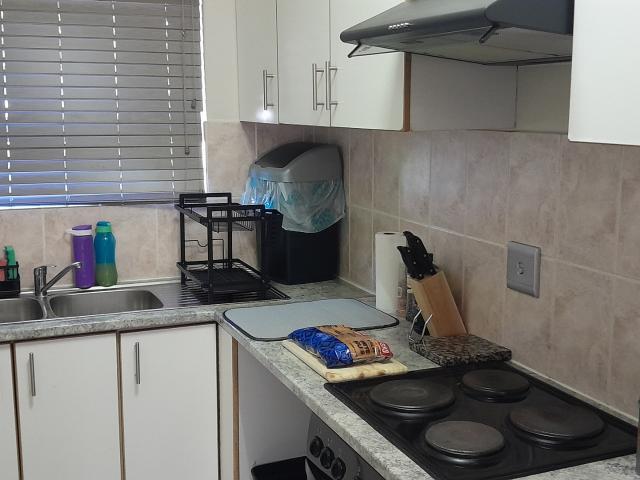 3 Bedroom House To Rent in The Crest