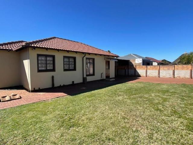 3 Bedroom house to rent in The Orchards, Akasia