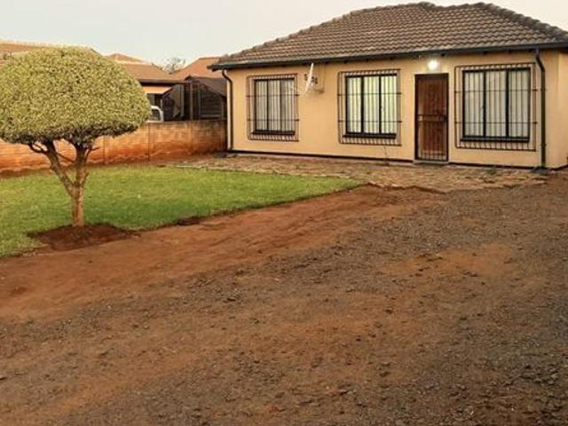 3 Bedroom house to rent in The Orchards, Akasia