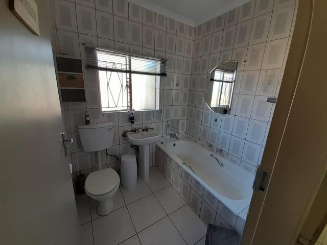 3 Bedroom House To Rent in Verwoerdpark