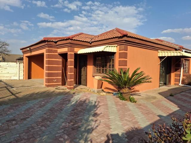 3 Bedroom house to rent in Vista Park, Bloemfontein