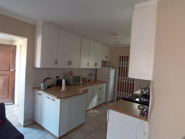 3 Bedroom House To Rent in Vredenburg