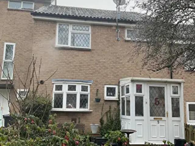 3 Bedroom House To Rent In Waingrove, Northampton, West Northamptonshire, NN3
