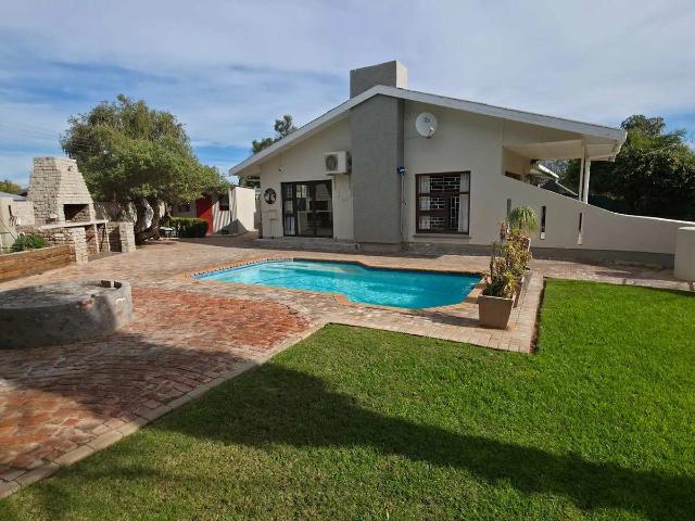 3 Bedroom House to Rent in West Bank