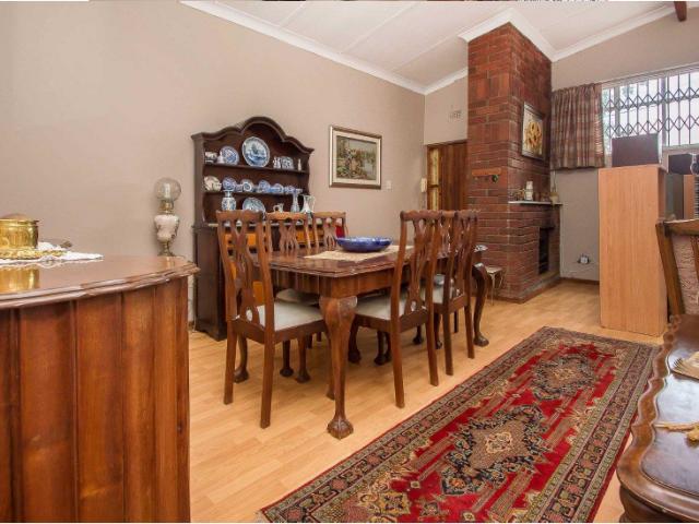 3 Bedroom House To Rent in Westdene
