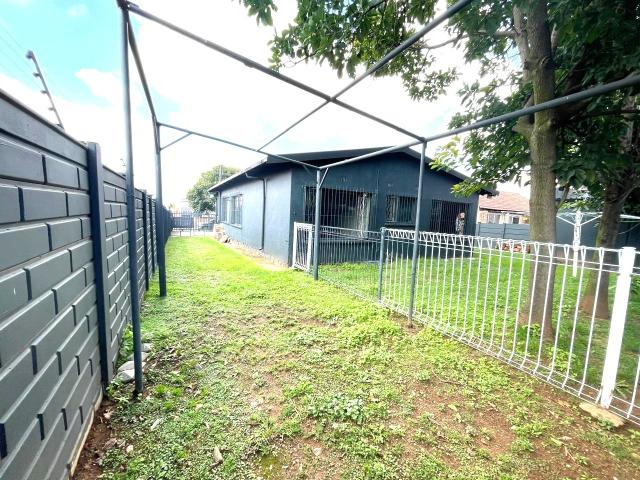 3 Bedroom House To Rent in Whiteridge