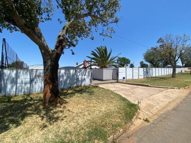 3 Bedroom house to rent in Witpoortjie, Roodepoort