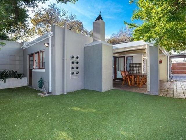 3 Bedroom house to rent in Wynberg Upper, Cape Town
