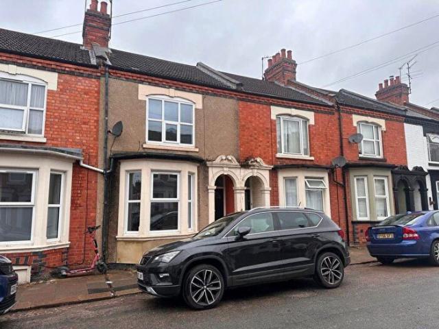 3 Bedroom House To Rent In Wycliffe Road, Northampton, NN1