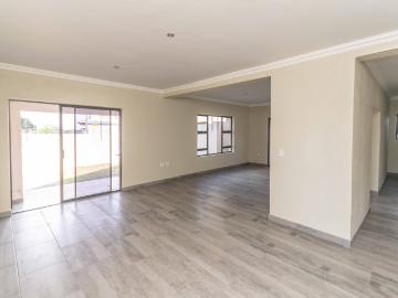 3 Bedroom House To Rent in Aerorand