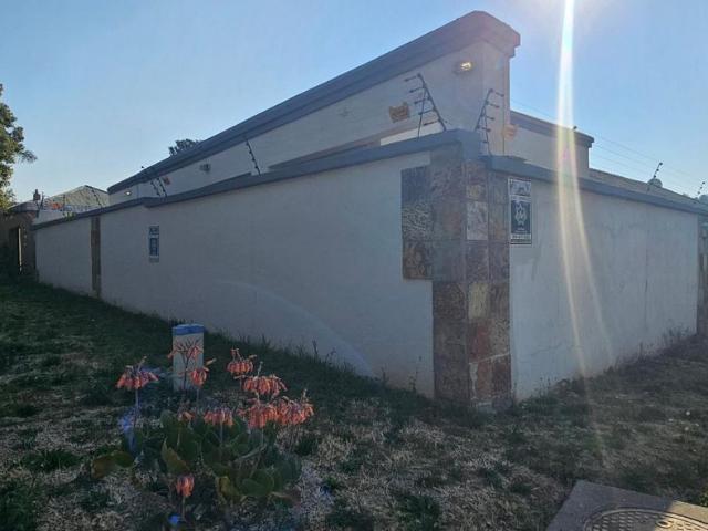 3 Bedroom house to rent in Albertskroon, Johannesburg
