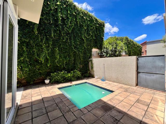 3 Bedroom House To Rent in Baileys Muckleneuk