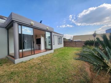 3 Bedroom house rented in Barbeque Downs, Midrand