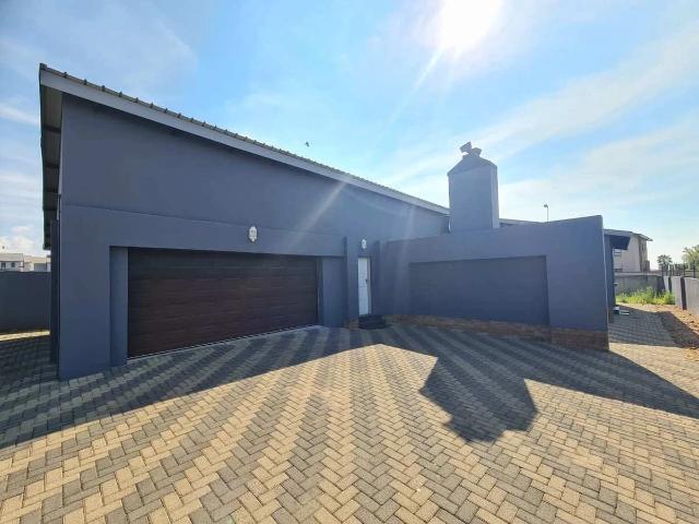 3 Bedroom House to Rent in Bendor