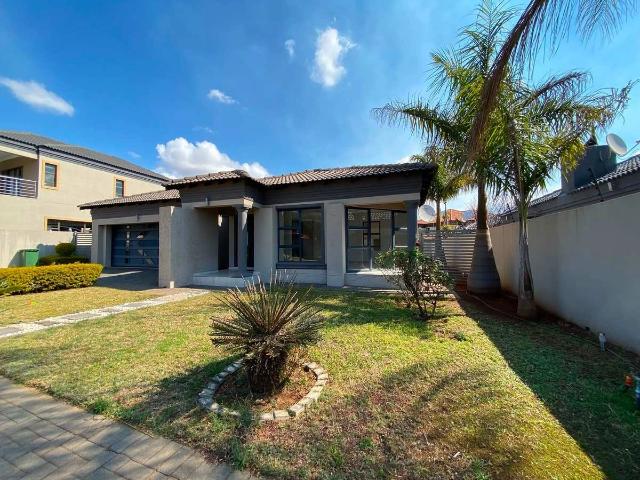 3 Bedroom House to Rent in Bendor