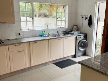 3 Bedroom House To Rent in Bedfordview