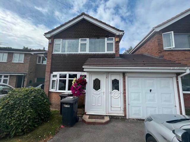 3 Bedroom House To Rent In Beverly Avenue, CV10