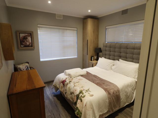 3 Bedroom House To Rent in Boesmansriviermond