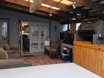 3 Bedroom house to rent in Bowtie, Plettenberg Bay
