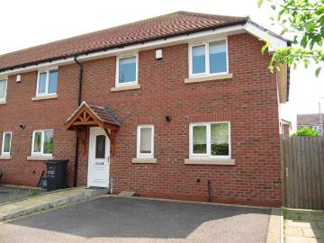 3 Bedroom House To Rent In Blake Drive, Loughborough, LE11