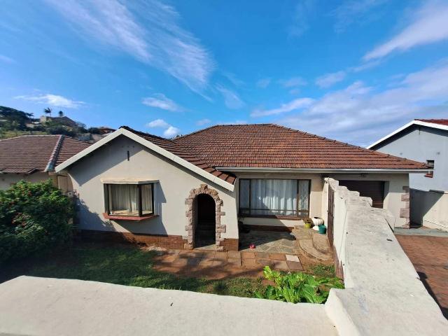 3 Bedroom House to Rent in Bluff