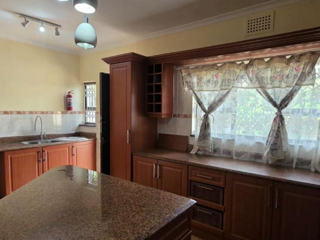 3 Bedroom House To Rent in Bluff