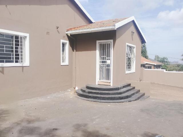3 Bedroom house to rent in Bluff, Durban